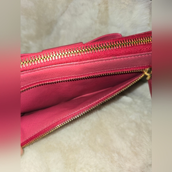 Pink Prada Wallet - Picture 10 of 11